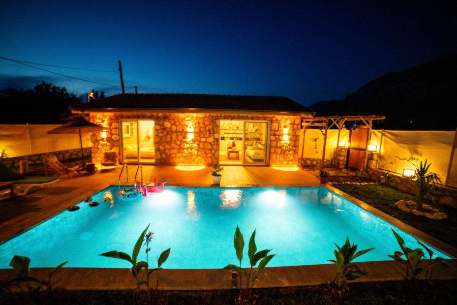 Villa Eren Köy Evi